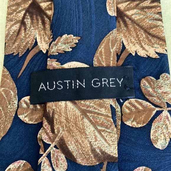 AUSTIN GREY men’s necktie, navy w/br/gray 3 3/4” wide, leaves design $19 - Picture 3 of 3